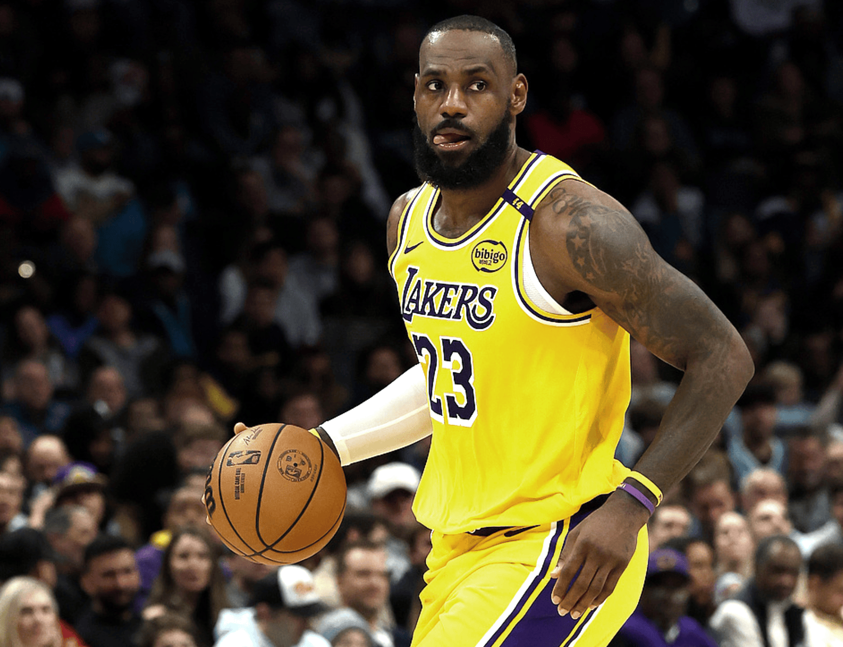 猛龙绝地反击菲律宾男篮,詹姆斯打破历史纪录 猛龙绝地反击菲律宾男篮,詹姆斯打破历史纪录