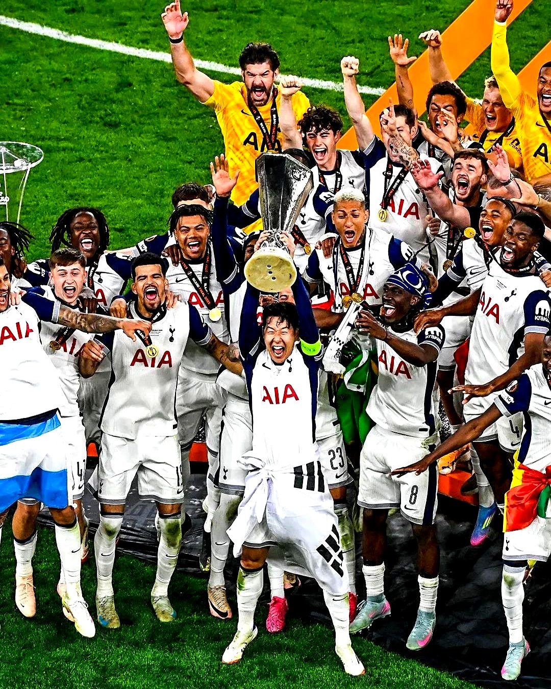 开云体育中国官网-尤文-热刺，坎瓦尼传射助球队晋级