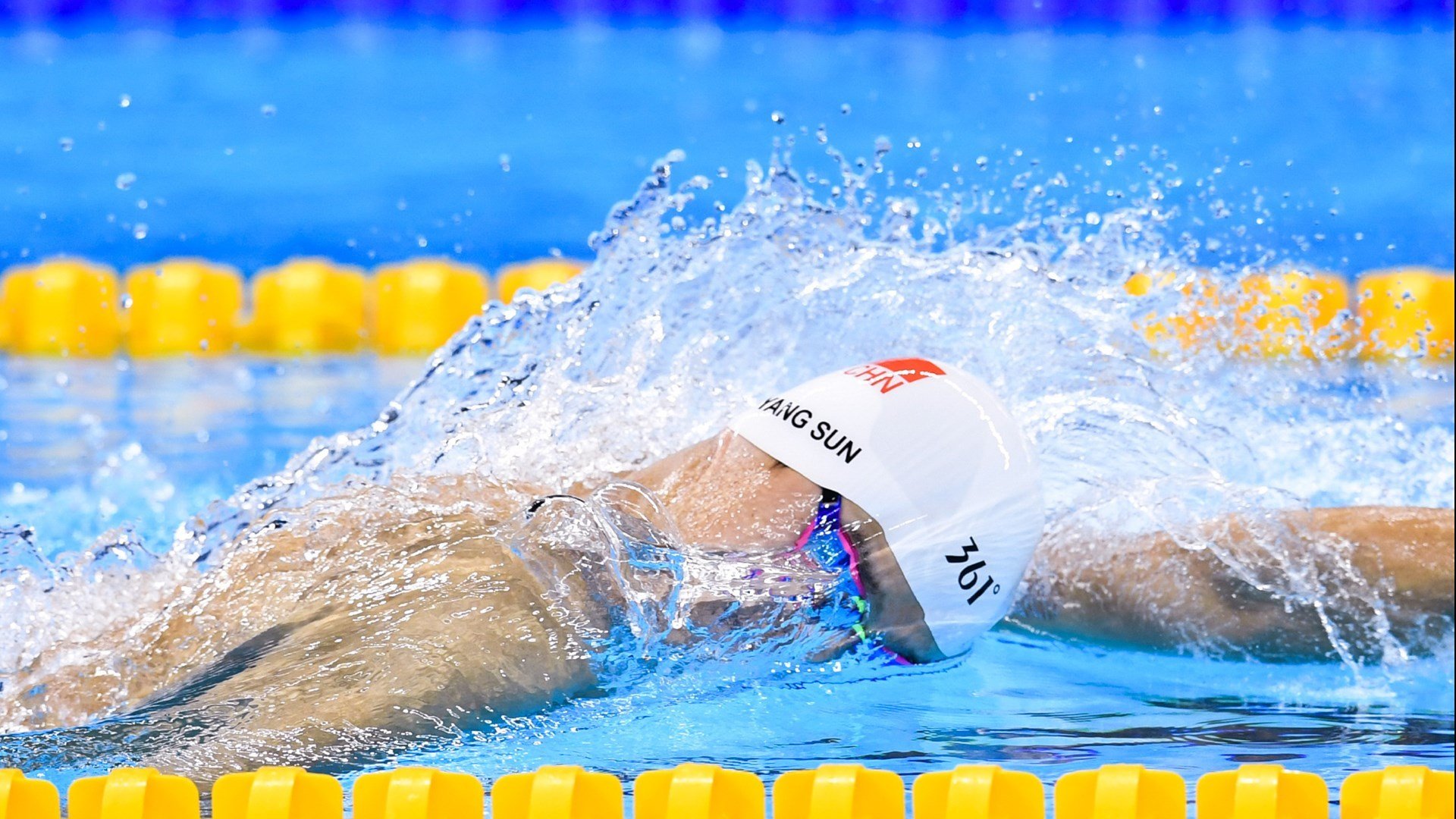 绿茵场上的意外与必然，墨西哥爆冷日本的背后，萨拉赫如何成为全球化足球的关键先生