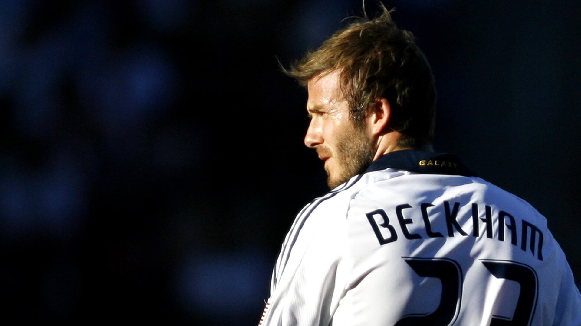 当曼城蓝遇见秘鲁白,若日尼奥在伦敦雨夜的关键转身