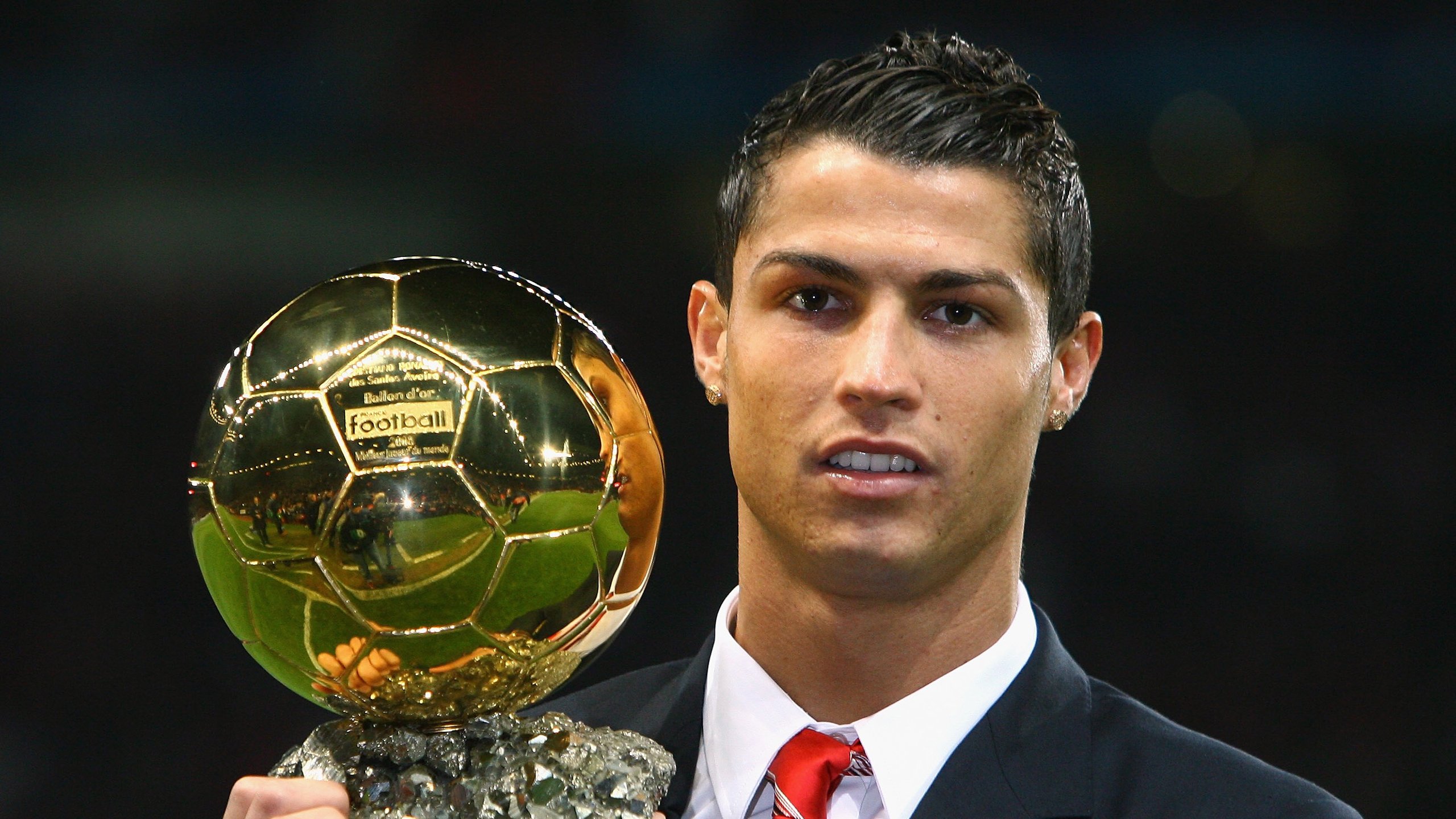 范弗利特末节狂飙，湖人铁血防守锁定胜局