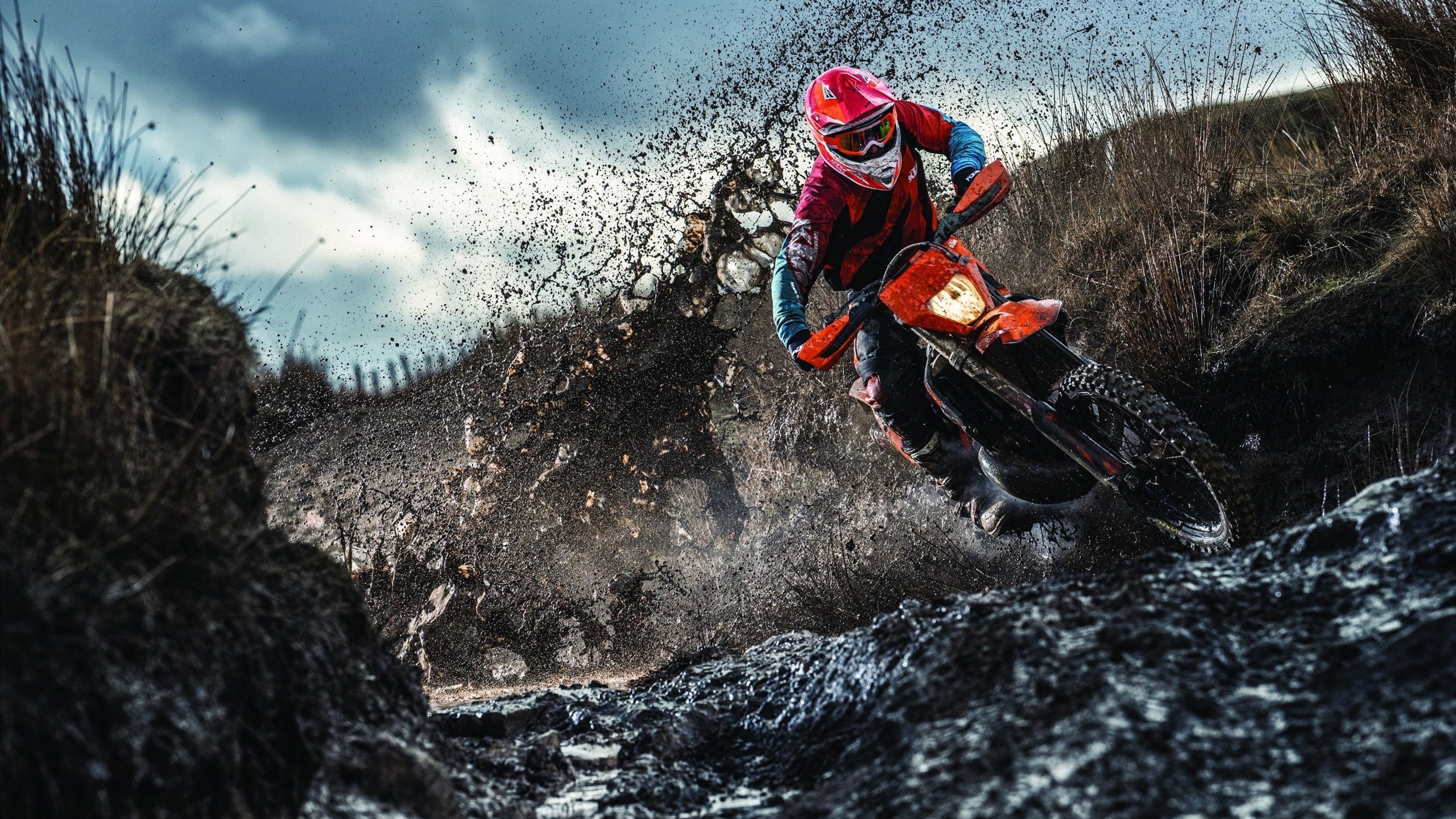 马克西的终极舞台，F1年度争冠之夜，压力越大，光芒越盛